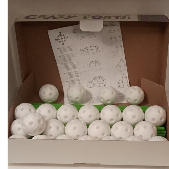 Crazy Forts 69 piece Glow in the Dark Great For Kids! EUC - Picture 4 of 7